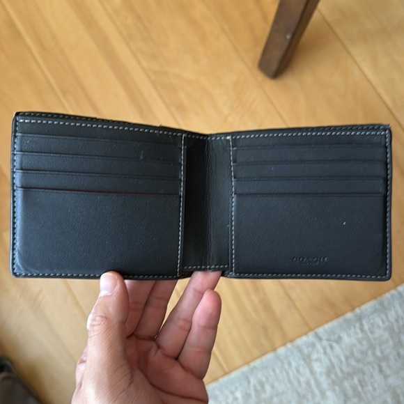 Men’s Coach Monogram Wallet - Picture 3 of 8